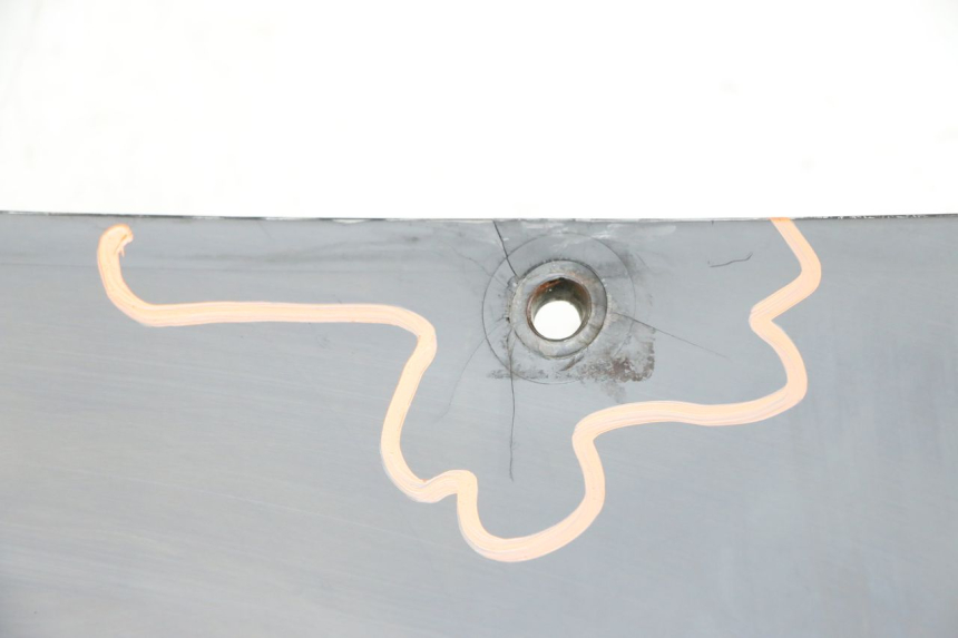 photo de Złącze górnej tylnej owiewki BMW C1 125 (2000 - 2003) - Inny kąt widzenia