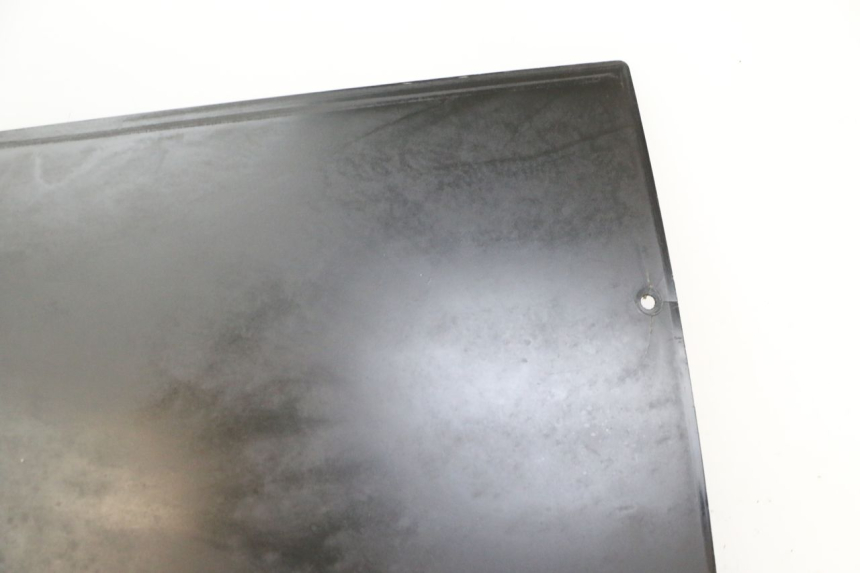 photo de Złącze górnej tylnej owiewki BMW C1 125 (2000 - 2003) - Widok produktu