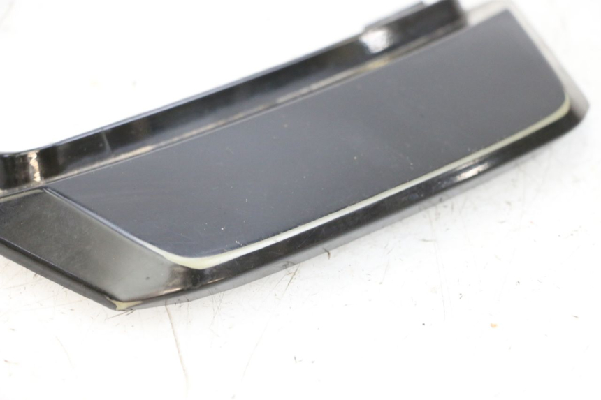 photo de Złącze górnej tylnej owiewki MAG POWER BOMBERS 4T 50 (2016 - 2026) - Szczegół części