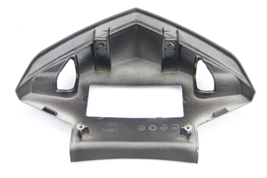 photo de Złącze górnej tylnej owiewki KYMCO DINK 4T 50 (2007 - 2018) - Inny kąt widzenia