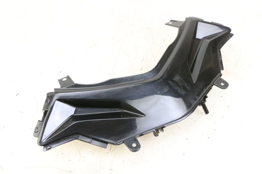 photo de Złącze górnej tylnej owiewki EBROH BRAVO GLE 1 (2020 - 2024) - Widok główny