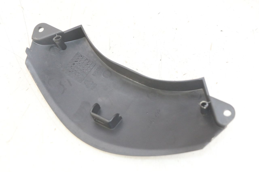 photo de Złącze górnej tylnej owiewki PIAGGIO FLY 4T 50 (2013 - 2017) - Szczegół części