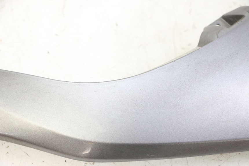 photo de Złącze górnej tylnej owiewki HONDA FORZA ABS 300 (2013 - 2017) - Część sprawdzona