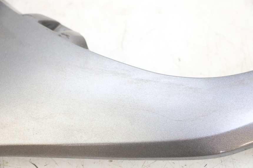 photo de Złącze górnej tylnej owiewki HONDA FORZA ABS 300 (2013 - 2017) - Oznaczenia i referencje