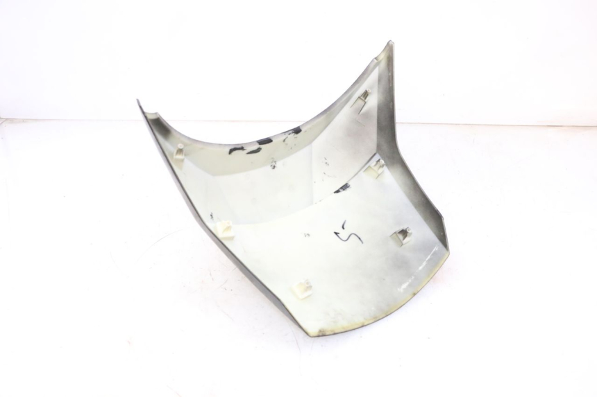 photo de Złącze górnej tylnej owiewki JM MOTORS GTS 125 (2015 - 2019) - Inny kąt widzenia