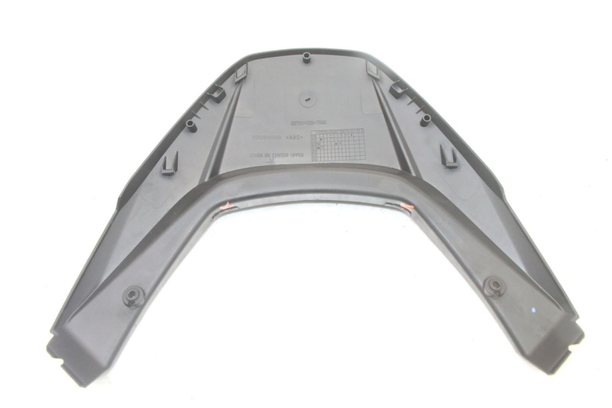 photo de Złącze górnej tylnej owiewki HONDA FORZA 125 (2021 - 2025) - Część sprawdzona