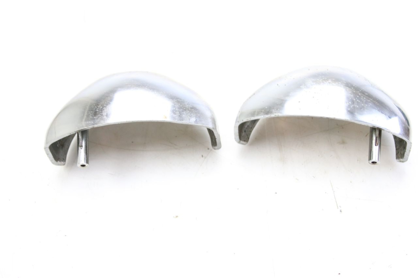 photo de Złącze górnej tylnej owiewki SYM HUSKY 125 (1999 - 2005) - Zoom stanu zużycia