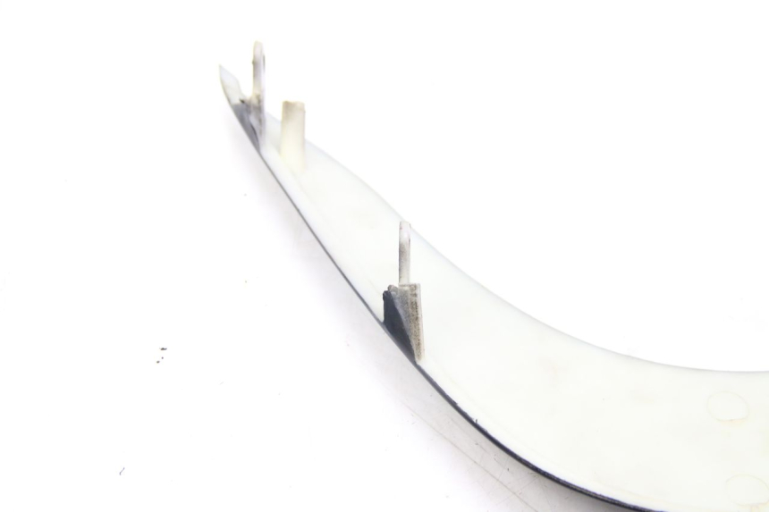 photo de Złącze górnej tylnej owiewki REVATTO IMPERATOR 125 (2007 - 2015) - Punkty mocowania