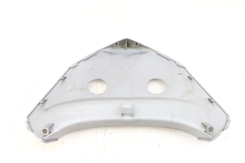 photo de Złącze górnej tylnej owiewki KYMCO X-TOWN XTOWN 125 (2016 - 2021) - Zoom stanu zużycia