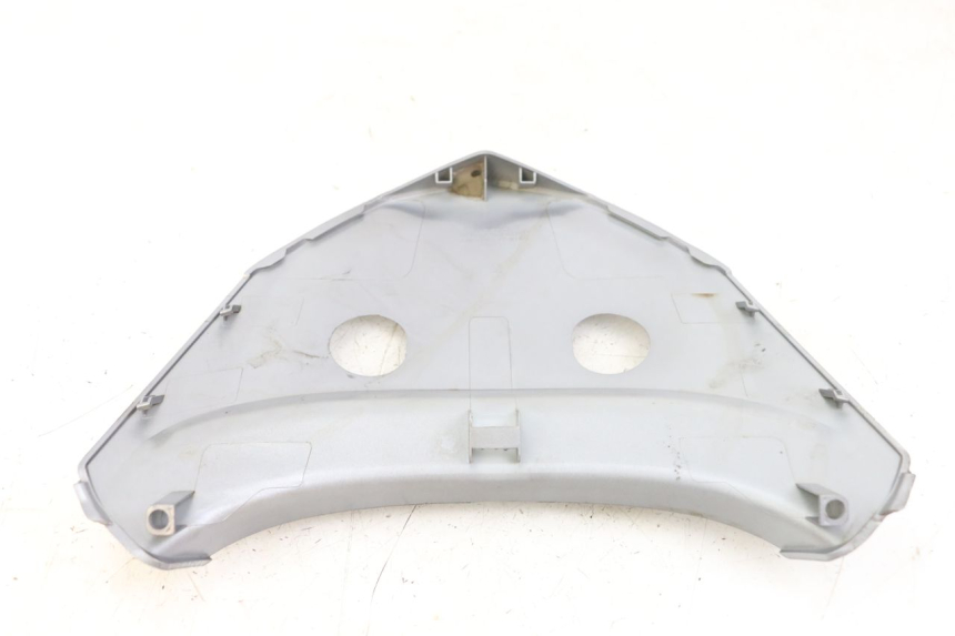 photo de Złącze górnej tylnej owiewki KYMCO X-TOWN XTOWN 125 (2016 - 2021) - Inny kąt widzenia