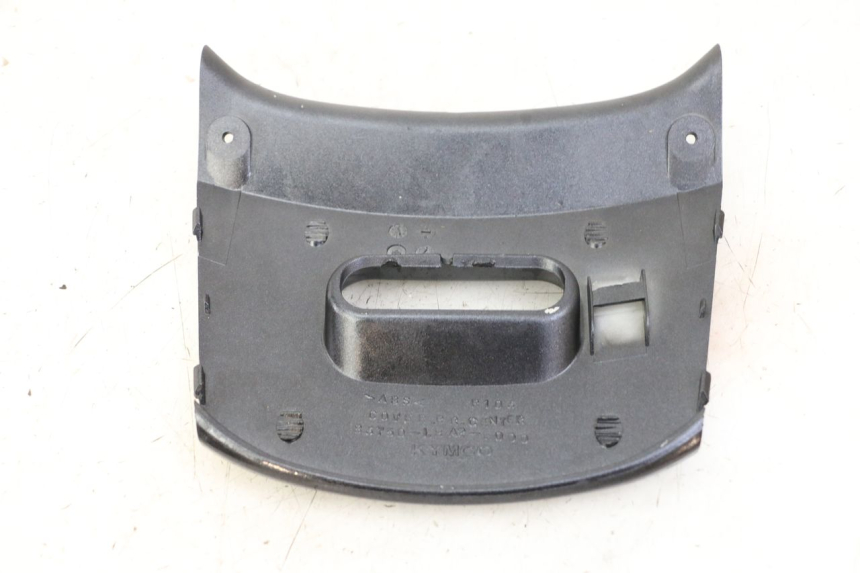 photo de Złącze górnej tylnej owiewki KYMCO XCITING 500 (2007 - 2010) - Szczegół części