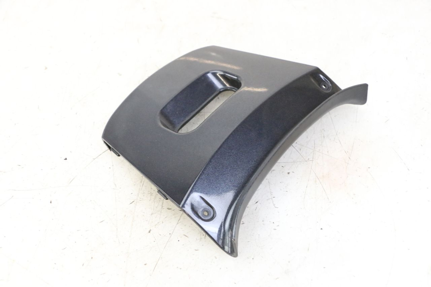 photo de Złącze górnej tylnej owiewki KYMCO XCITING 500 (2007 - 2010) - Zoom stanu zużycia