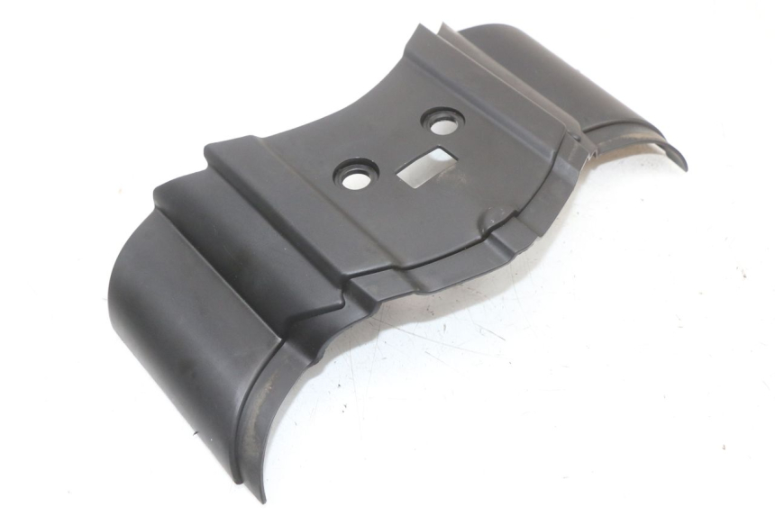 photo de Złącze górnej tylnej owiewki PEUGEOT LUDIX 50 (2005 - 2007) - Szczegół części