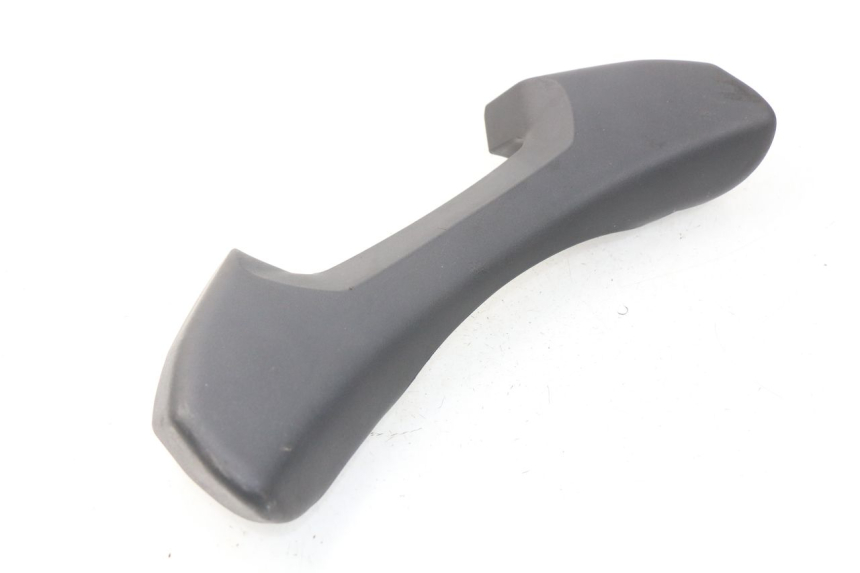 photo de Złącze górnej tylnej owiewki PEUGEOT METROPOLIS 400 (2017 - 2020) - Zoom stanu zużycia