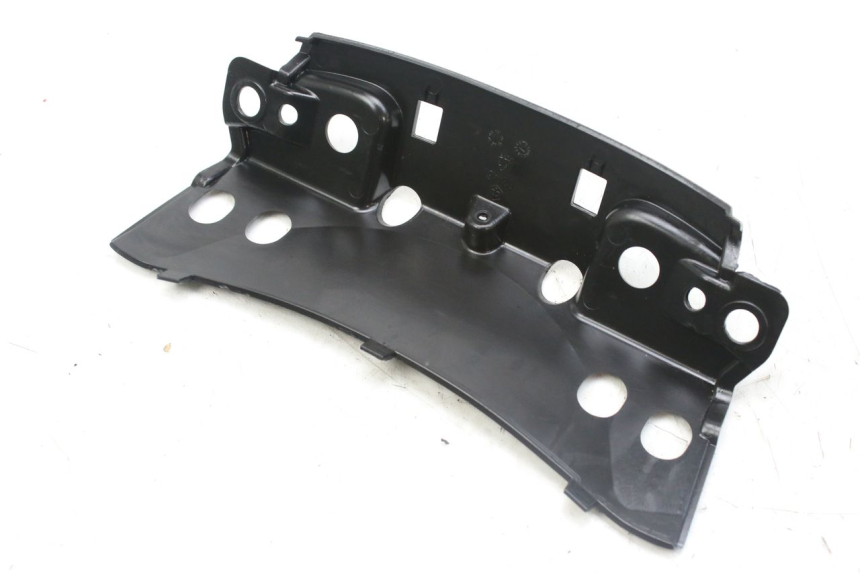 photo de Złącze górnej tylnej owiewki PIAGGIO MP3 RL 250 (2006 - 2010) - Inny kąt widzenia