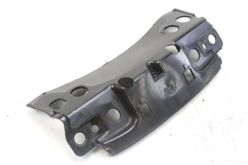 photo de Złącze górnej tylnej owiewki PIAGGIO MP3 RL 250 (2006 - 2010) - Punkty mocowania