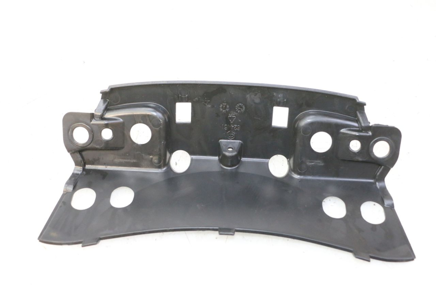 photo de Złącze górnej tylnej owiewki PIAGGIO MP3 RL 250 (2006 - 2010) - Szczegół części