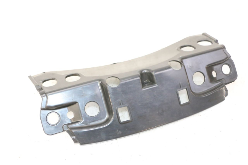 photo de Złącze górnej tylnej owiewki PIAGGIO MP3 RL 250 (2006 - 2010) - Zoom stanu zużycia