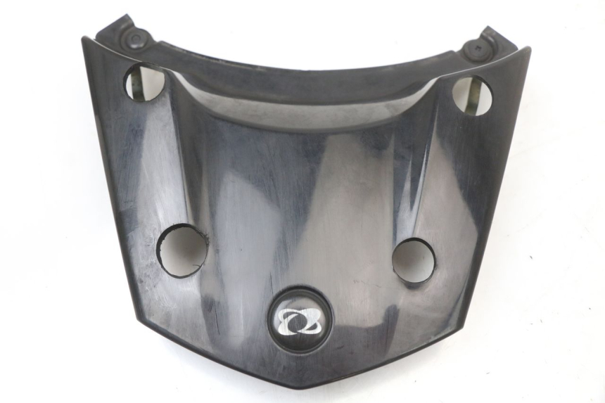 photo de Złącze górnej tylnej owiewki MBK MW TRYPTIK 125 (2014 - 2016) - Widok główny