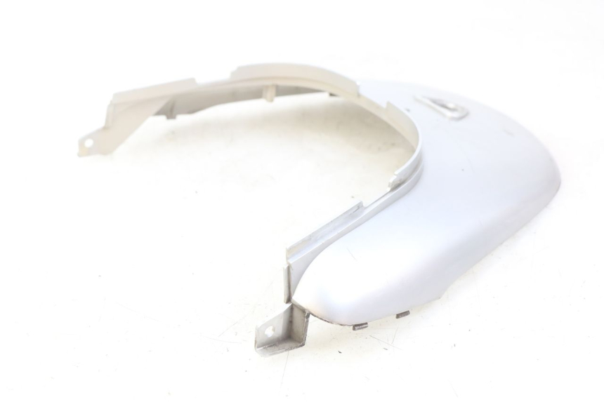 photo de Złącze górnej tylnej owiewki HONDA NHX LEAD 110 (2008 - 2010) - Inny kąt widzenia