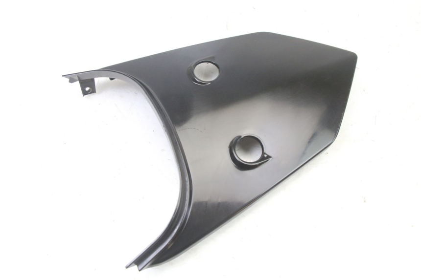 photo de Złącze górnej tylnej owiewki SYM ORBIT III 3 4T 50 (2021 - 2025) - Inny kąt widzenia