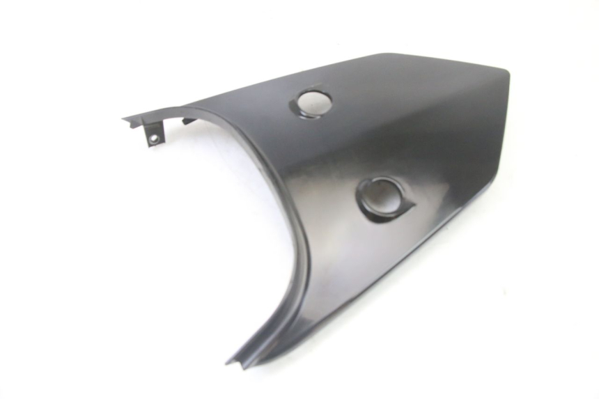 photo de Złącze górnej tylnej owiewki SYM ORBIT III 3 4T 50 (2021 - 2025) - Zbliżenie techniczne