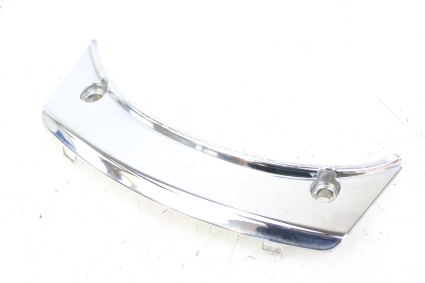 photo de Złącze górnej tylnej owiewki PEUGEOT SATELIS 125 (2013 - 2018) - Widok główny