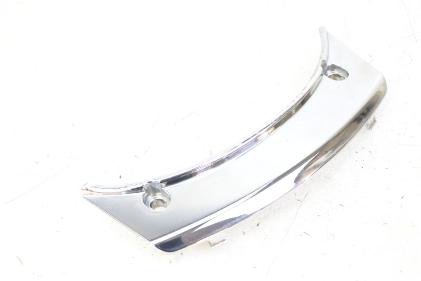 photo de Złącze górnej tylnej owiewki PEUGEOT SATELIS 125 (2013 - 2018) - Stan powierzchni