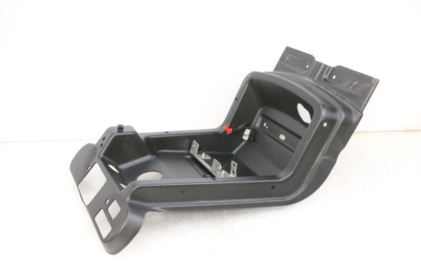 photo de Złącze górnej tylnej owiewki LIGIER PULSE 3 1 (2014 - 2020) - Zbliżenie techniczne