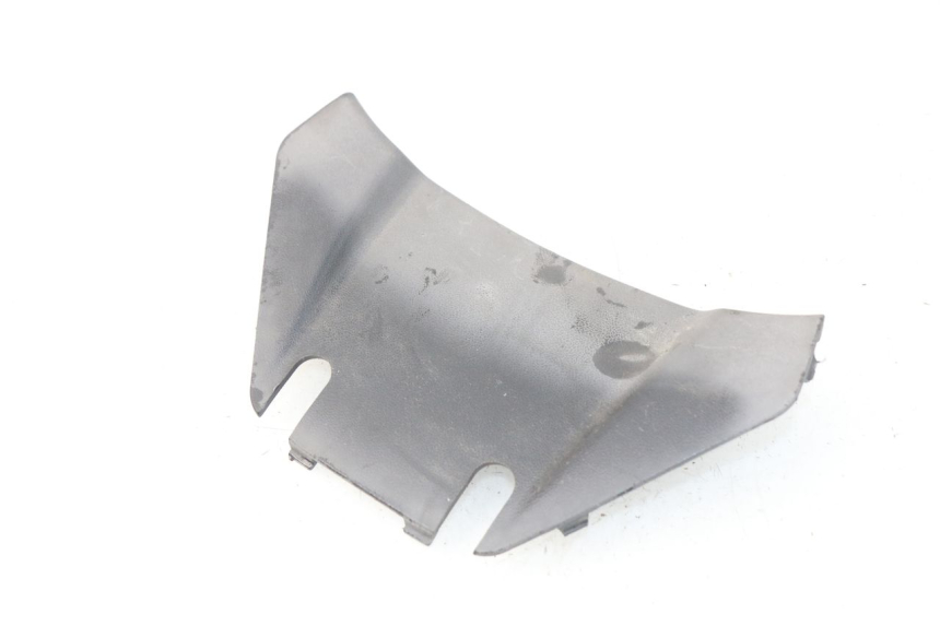 photo de Złącze górnej tylnej owiewki DAELIM S3 125 (2010 - 2017) - Widok główny