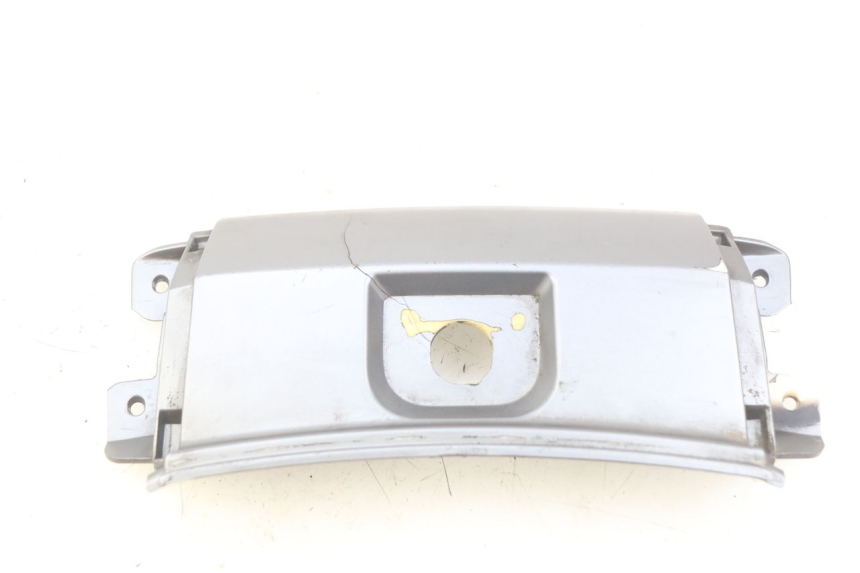 photo de Złącze górnej tylnej owiewki LVNENG S5 1 (2019 - 2023) - Inny kąt widzenia