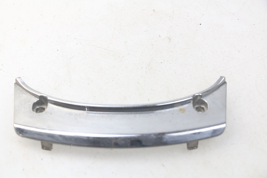 photo de Złącze górnej tylnej owiewki PEUGEOT SATELIS 125 (2006 - 2009) - Widok główny