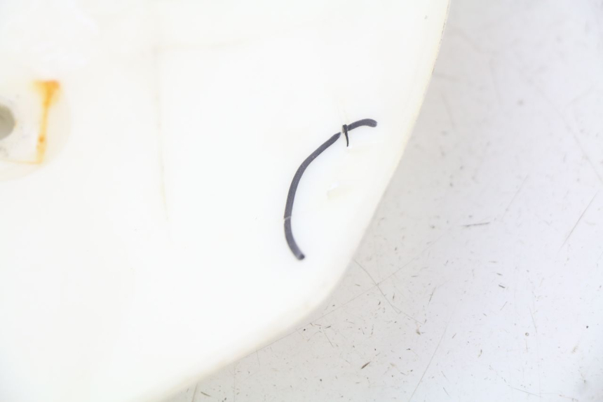 photo de Złącze górnej tylnej owiewki RAZZO STEED 125 (2012 - 2018) - Zoom stanu zużycia