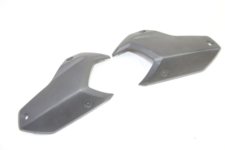 photo de Złącze górnej tylnej owiewki PEUGEOT STREETZONE I 2T 50 (2018 - 2020) - Widok główny