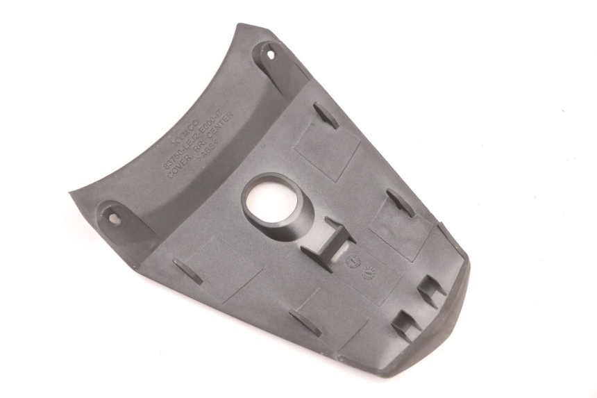 photo de Złącze górnej tylnej owiewki KYMCO SUPER 8 4T 50 (2018 - 2020) - Zoom stanu zużycia