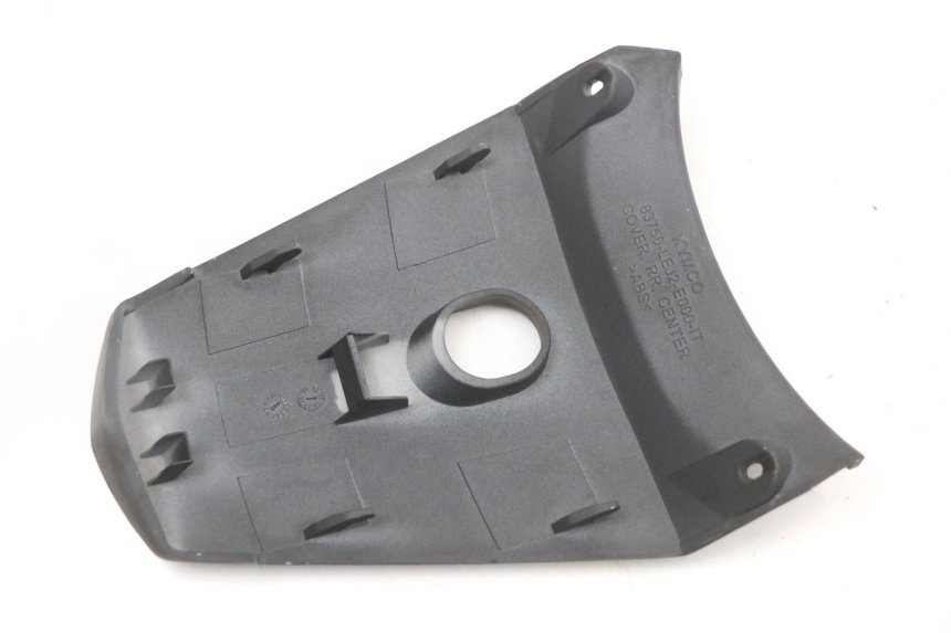 photo de Złącze górnej tylnej owiewki KYMCO SUPER 8 4T 50 (2018 - 2020) - Inny kąt widzenia