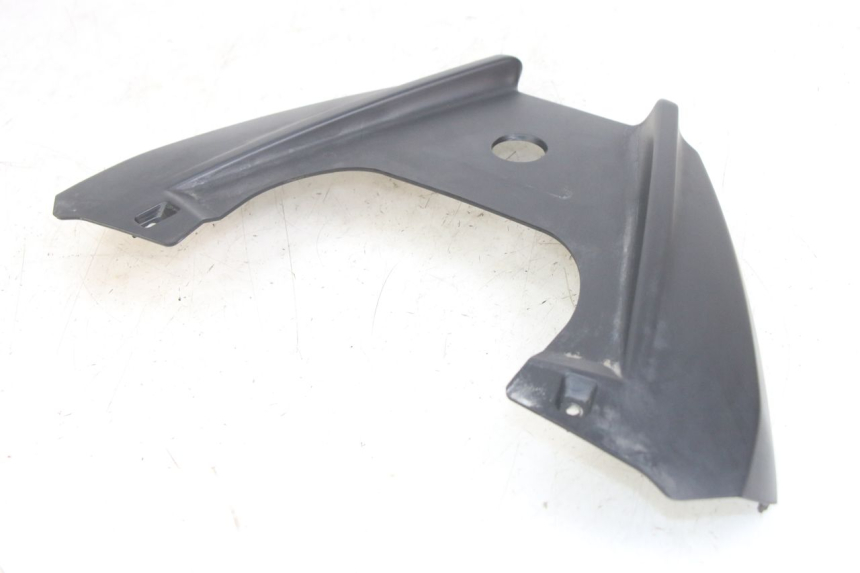 photo de Złącze górnej tylnej owiewki APRILIA SXR 50 (2021 - 2023) - Szczegół części