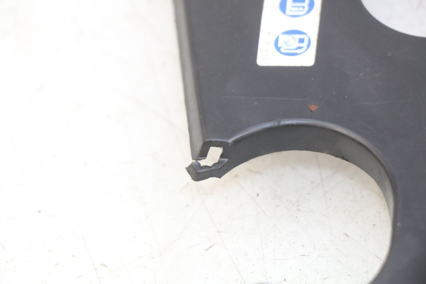 photo de Złącze górnej tylnej owiewki HONDA VISION NSC R 50 (2013 - 2015) - Widok ogólny