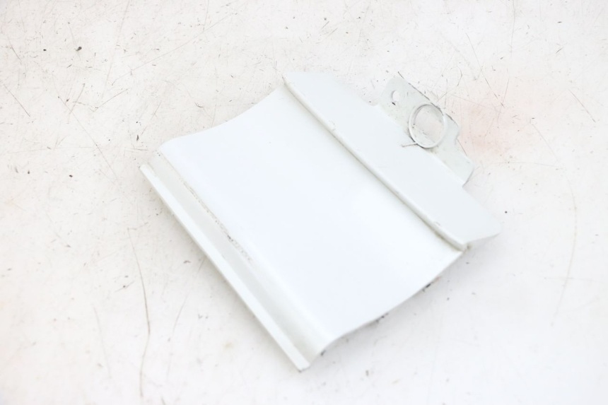 photo de Złącze górnej tylnej owiewki DAELIM VJ ROADWIN FI 125 (2008 - 2017) - Szczegół części