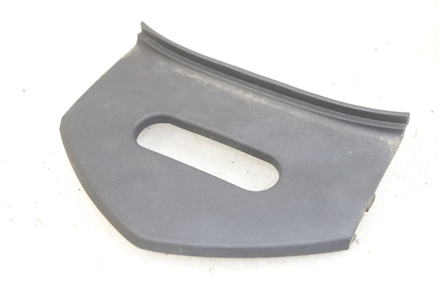 photo de Złącze górnej tylnej owiewki KYMCO X-CITING XCITING 400 (2014 - 2018) - Widok główny