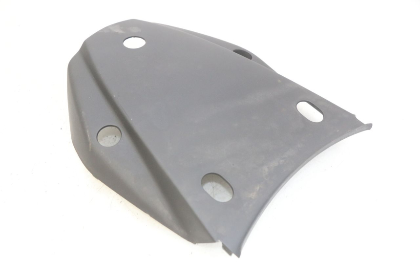 photo de Złącze górnej tylnej owiewki SYM X-PRO 4T 50 (2014 - 2021) - Zbliżenie techniczne