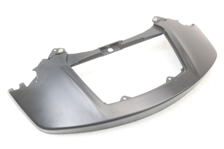 photo de Złącze górnej tylnej owiewki PIAGGIO X10 125 (2012 - 2017) - Widok główny