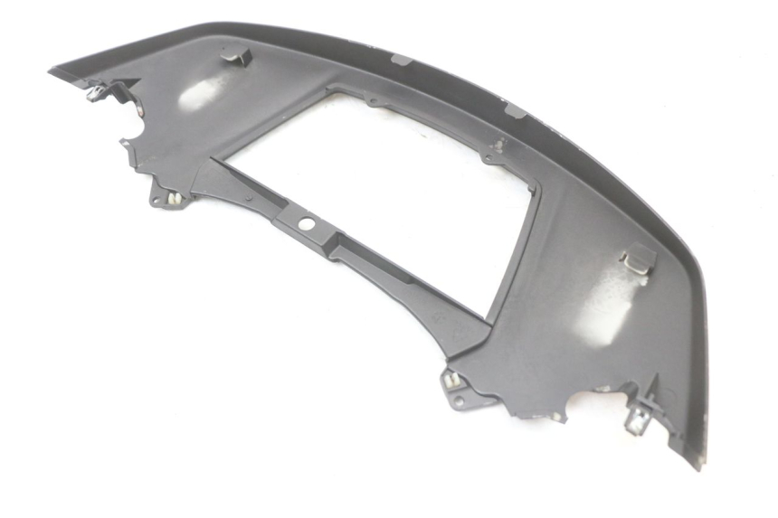 photo de Złącze górnej tylnej owiewki PIAGGIO X10 125 (2012 - 2017) - Widok produktu