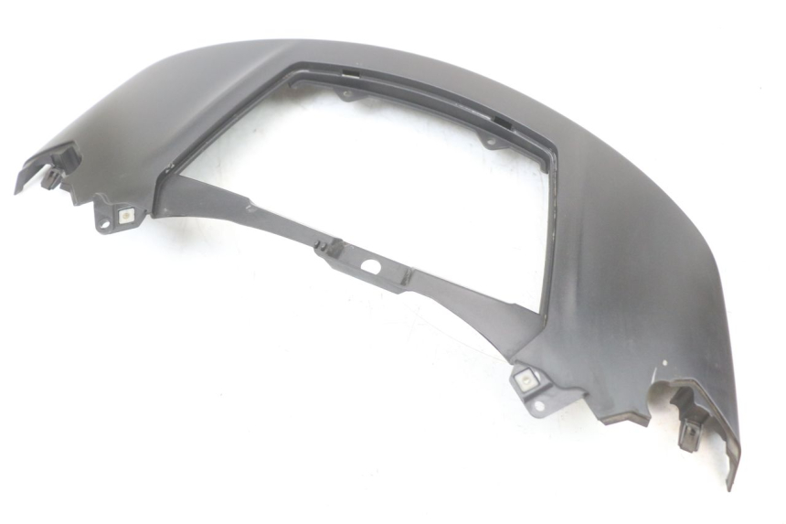 photo de Złącze górnej tylnej owiewki PIAGGIO X10 125 (2012 - 2017) - Stan powierzchni