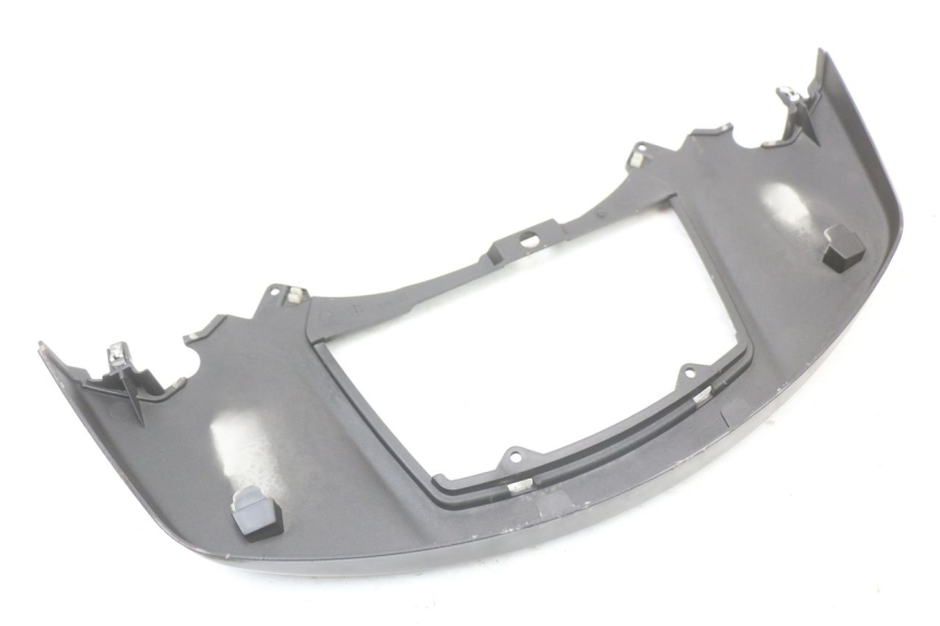 photo de Złącze górnej tylnej owiewki PIAGGIO X10 125 (2012 - 2017) - Część sprawdzona