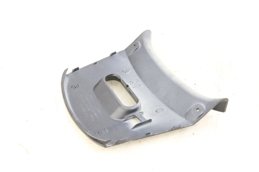 photo de Złącze górnej tylnej owiewki KYMCO XCITING 250 (2006 - 2009) - Szczegół części