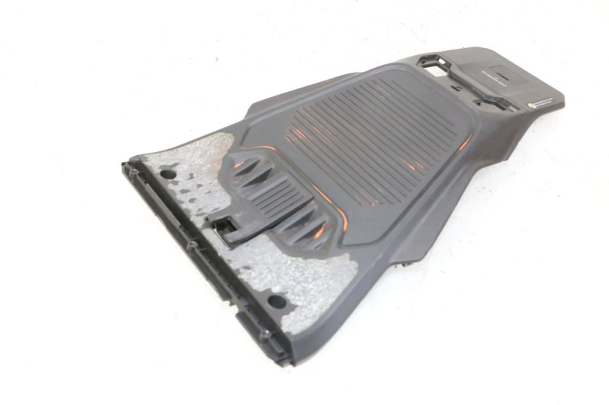 photo de Złącze górnej tylnej owiewki SEGWAY NINEBOT ZT3 PRO 1 - Szczegół części