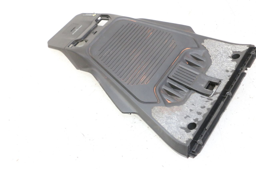 photo de Złącze górnej tylnej owiewki SEGWAY NINEBOT ZT3 PRO 1 - Inny kąt widzenia