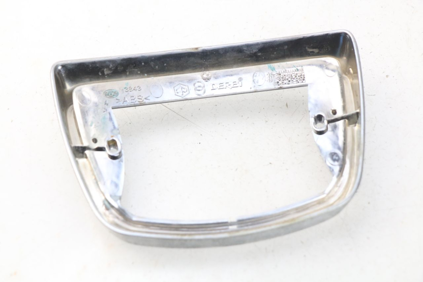 photo de Złącze tylnej owiewki PIAGGIO VESPA LX IE 125 (2010 - 2012) - Szczegół części