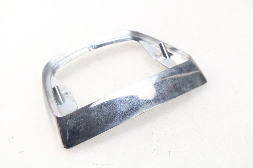 photo de Złącze tylnej owiewki PIAGGIO VESPA LX IE 125 (2010 - 2012) - Inny kąt widzenia